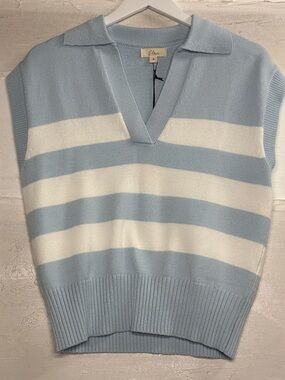 New with tags Elan sweater. Light blue stripe w collar. Porter